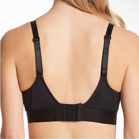 Bali NWT One Smooth U Underwire Bra Full Coverage
Bra Black 38D - Picture 2 of 5